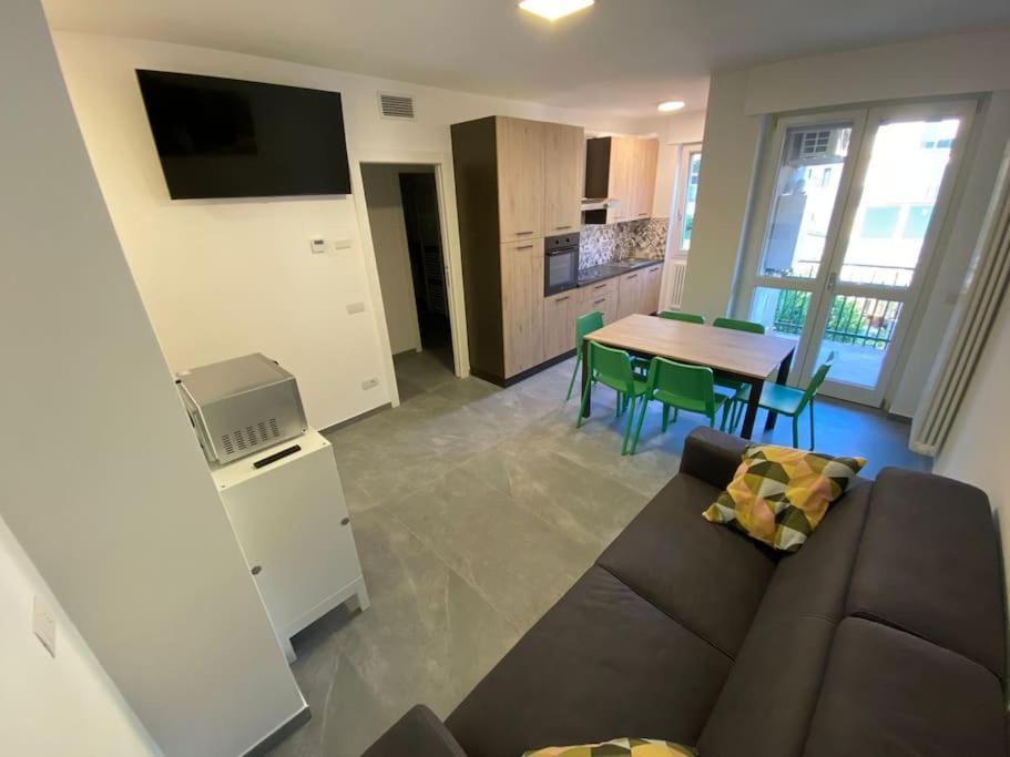 Casa Mattia Appartement Bellano Buitenkant foto